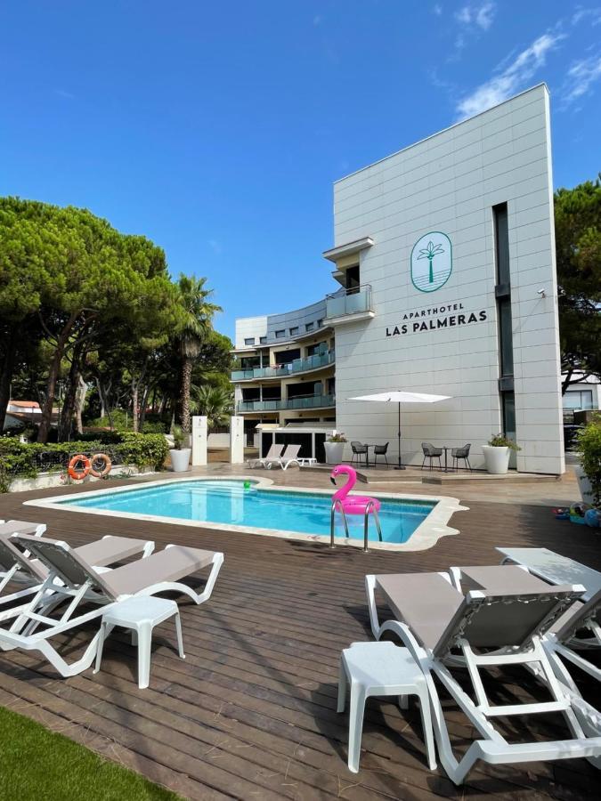 Aparthotel Las Palmeras Castelldefels Εξωτερικό φωτογραφία