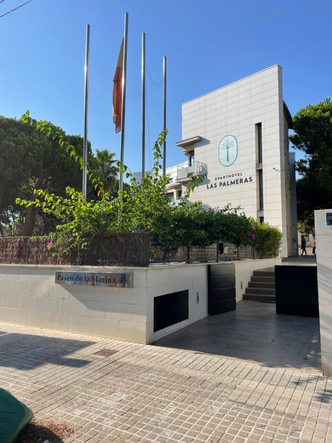 Aparthotel Las Palmeras Castelldefels Εξωτερικό φωτογραφία
